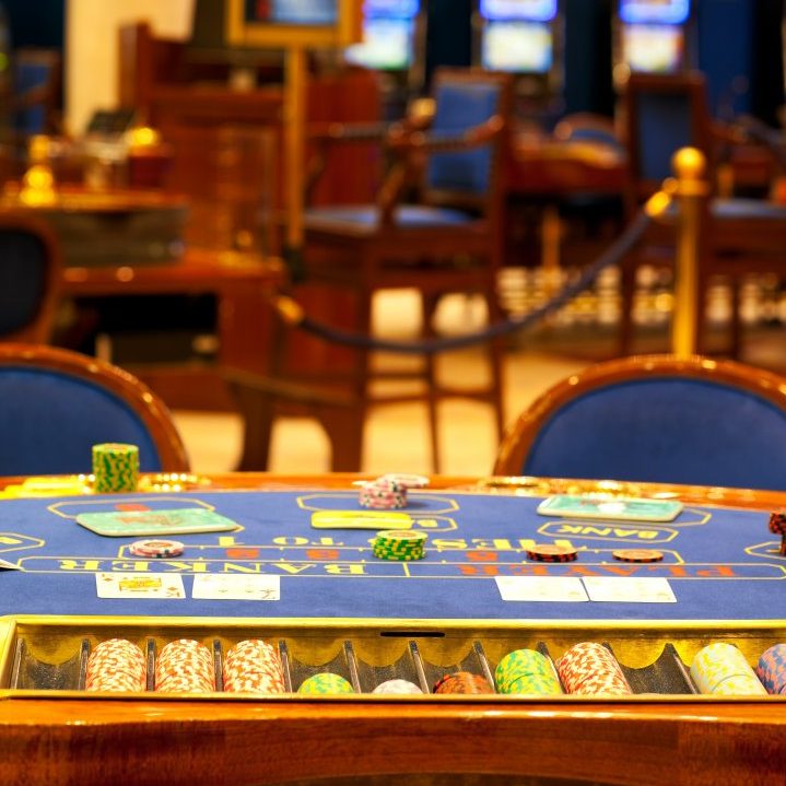 alone-blackjack-table-PATCMXX alone-blackjack-table-PATCMXX
